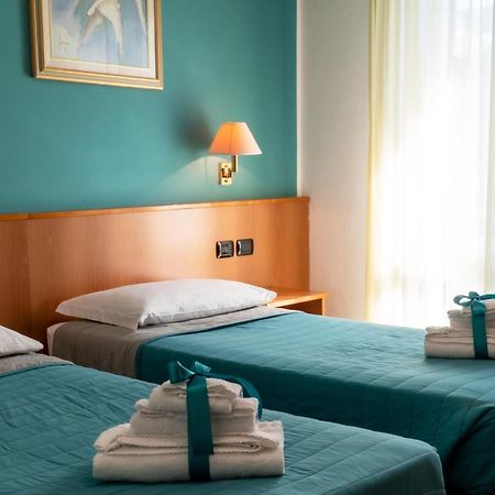 Hotel Alisei لينانو سابيادورو المظهر الخارجي الصورة