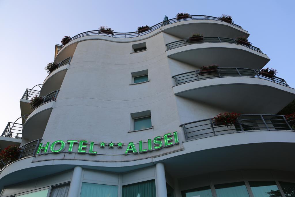 Hotel Alisei لينانو سابيادورو المظهر الخارجي الصورة